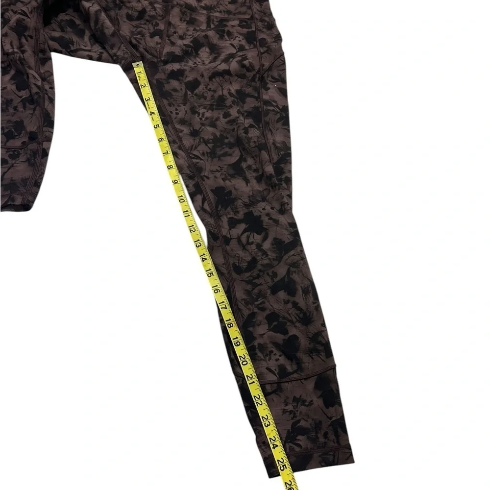 Lululemon In Movement Tight Legging 25" Mini Dusk Floral Antique Bark Black sz10 - Picture 4 of 10